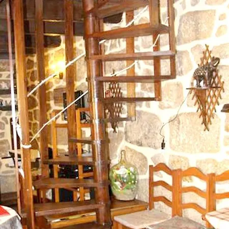 House With 2 Bedrooms In With Wonderful Lake View Enclosed Garden And Wifi 2 Km From The Beach