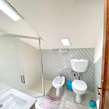House With 2 Bedrooms In With Wonderful Lake View Enclosed Garden And Wifi 2 Km From The Beach Casa de Férias *
