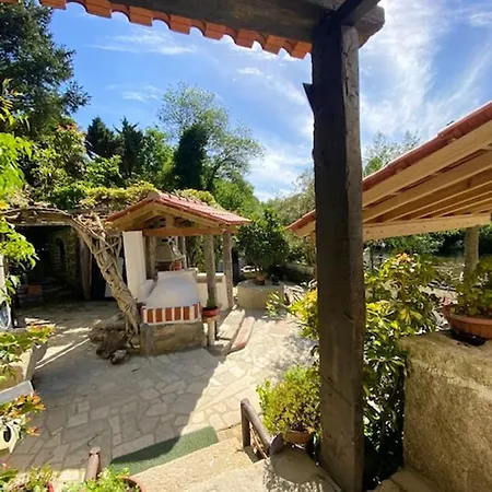 House With 2 Bedrooms In With Wonderful Lake View Enclosed Garden&wifi 2 Km From The Beach