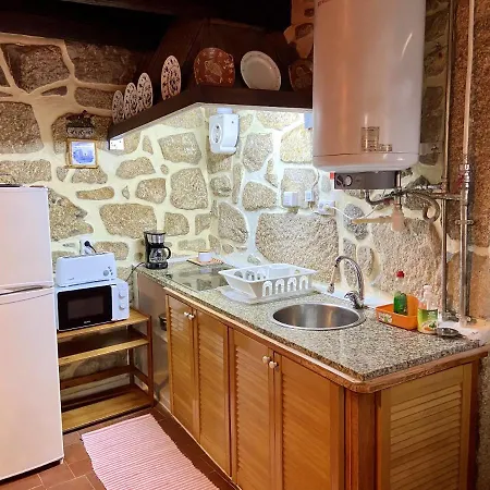 House With 2 Bedrooms In With Wonderful Lake View Enclosed Garden&wifi 2 Km From The Beach