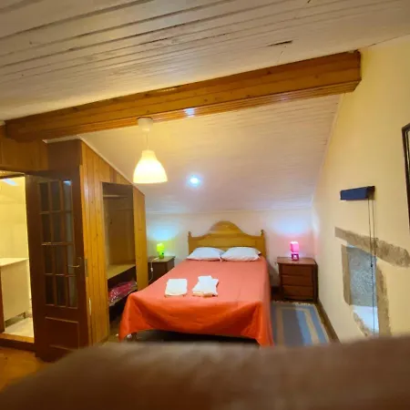 Vakantiehuis House With 2 Bedrooms In With Wonderful Lake View Enclosed Garden&wifi 2 Km From The Beach *